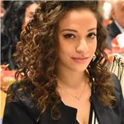 Insegnante di inglese offre lezioni private per ripetizione della grammatica e per conversazione